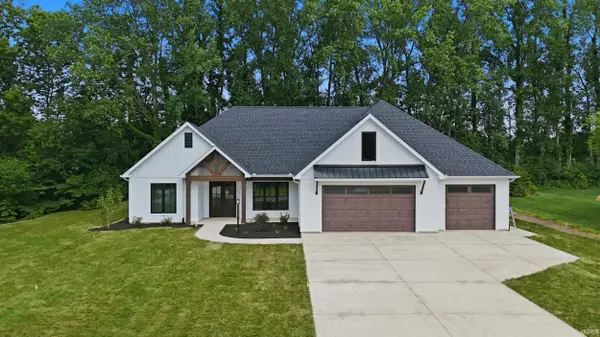8078 E Country Club Lane, Syracuse, IN 46567