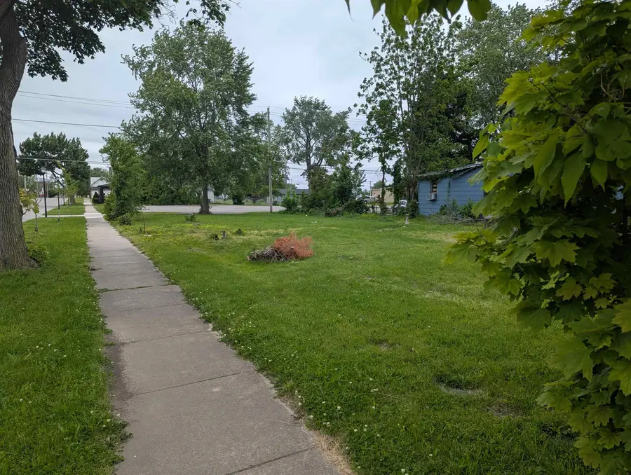 752 Madison Street, Fort Wayne, IN 46802 - #2