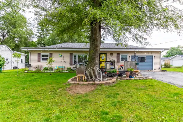 1225 Lawn Avenue, New Haven, IN 46774