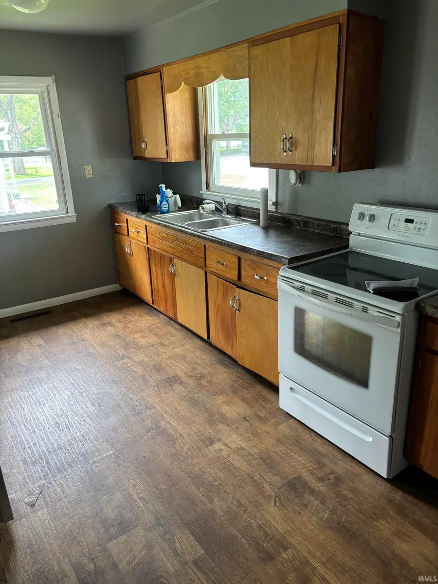 505 S Poplar Street, Hartford City, IN 47348 - #2