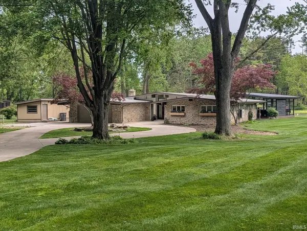 51902 Meadow Creek Drive, Elkhart, IN 46514
