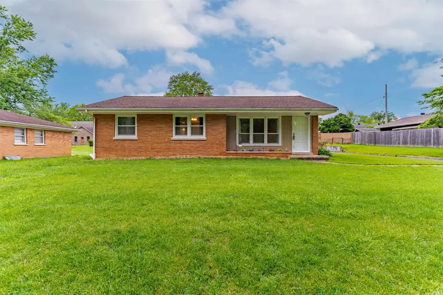 1014 N Vine Street, Boonville, IN 47601 - #2