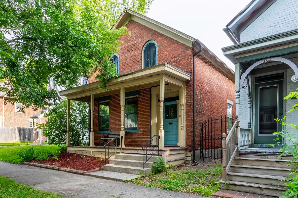 1124 W Jefferson Boulevard, Fort Wayne, IN 46802 - #1