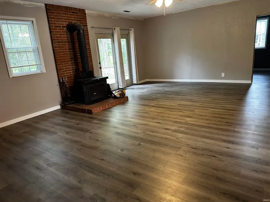 10 Daviess Drive, Washington, IN 47501 - #3