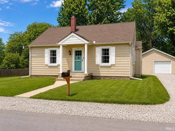 202 S 3rd Avenue, Jonesboro, IN 46938