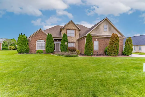 2084 Long Cove Circle, Newburgh, IN 47630