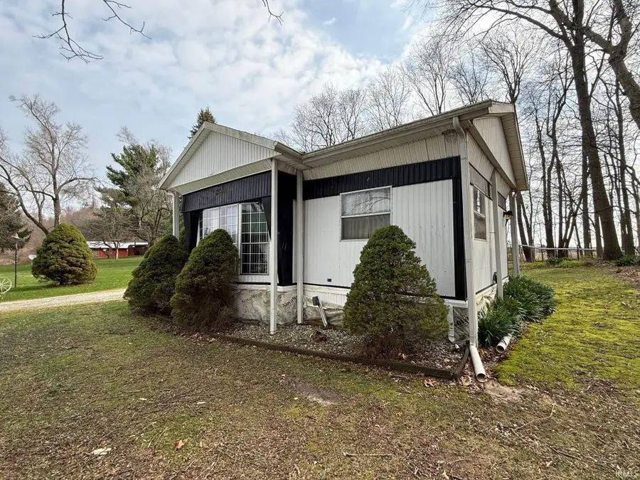 6735 N 850 E, Howe, IN 46746 - #2