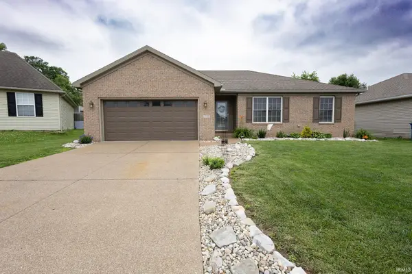 9538 Basil Dr, Evansville, IN 47725