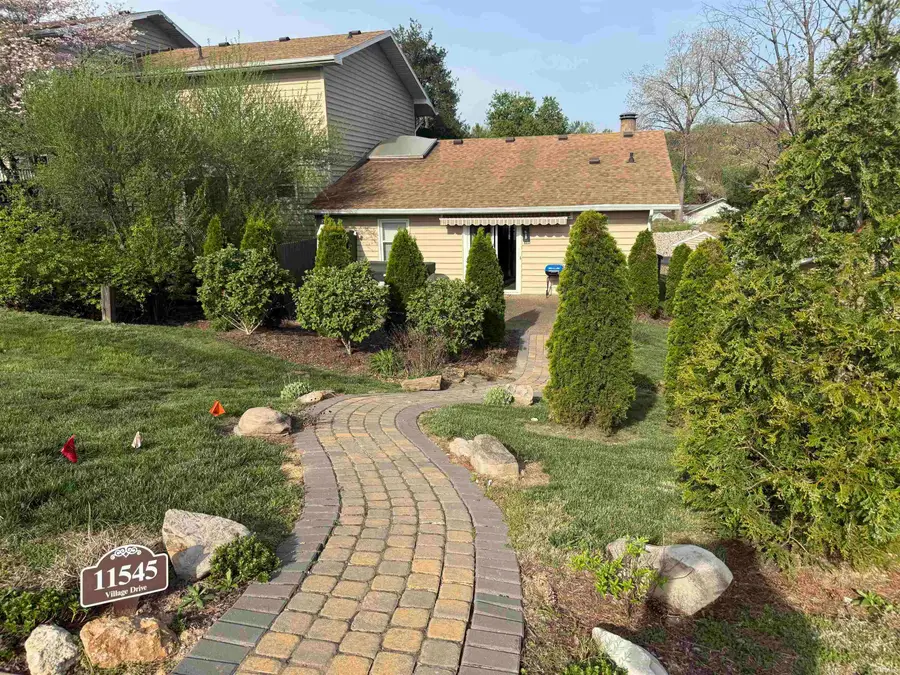 11545 Village Drive, Evansville, IN 47725 - #2