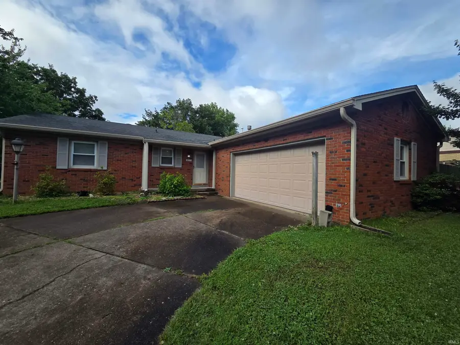 8388 Chestnut Drive, Newburgh, IN 47630 - #3