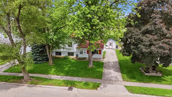 2002 Maplewood Road, Fort Wayne, IN 46819