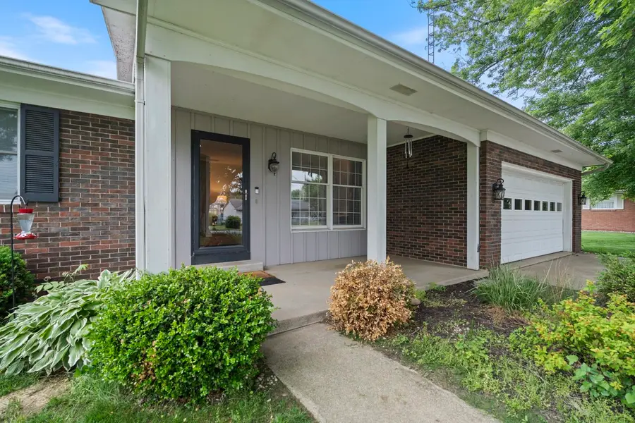 2201 Sally Street, Warsaw, IN 46580 - #2