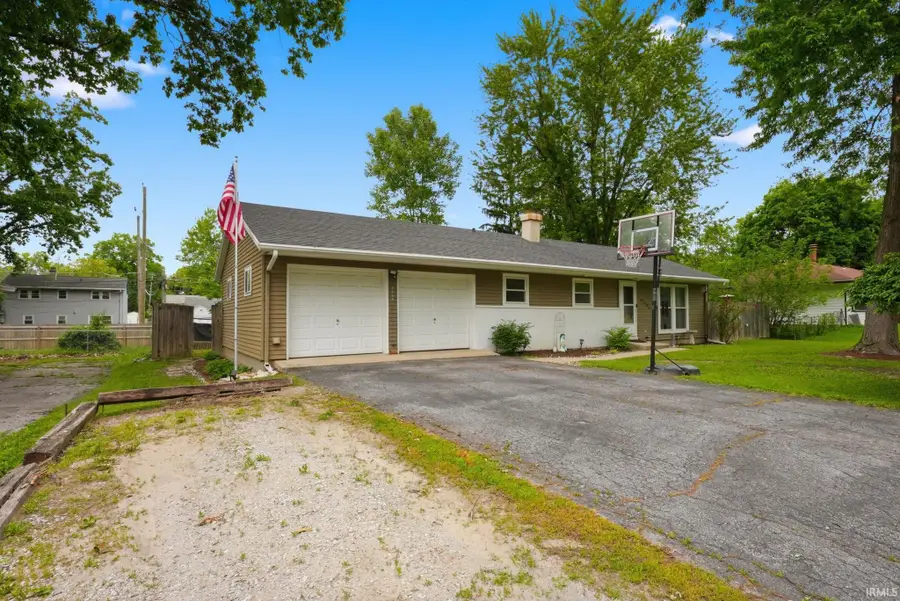 3359 Eastwood Drive, Fort Wayne, IN 46805 - #2