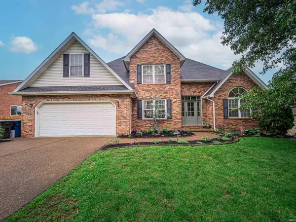 8737 Clear Creek Drive, Evansville, IN 47711