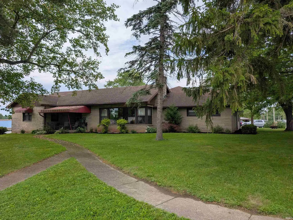 405 W Line Street, Geneva, IN 46740 - #1