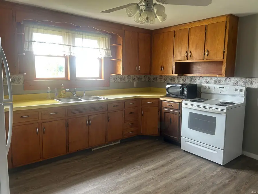 5535 S 1150 E Road, Culver, IN 46511 - #2