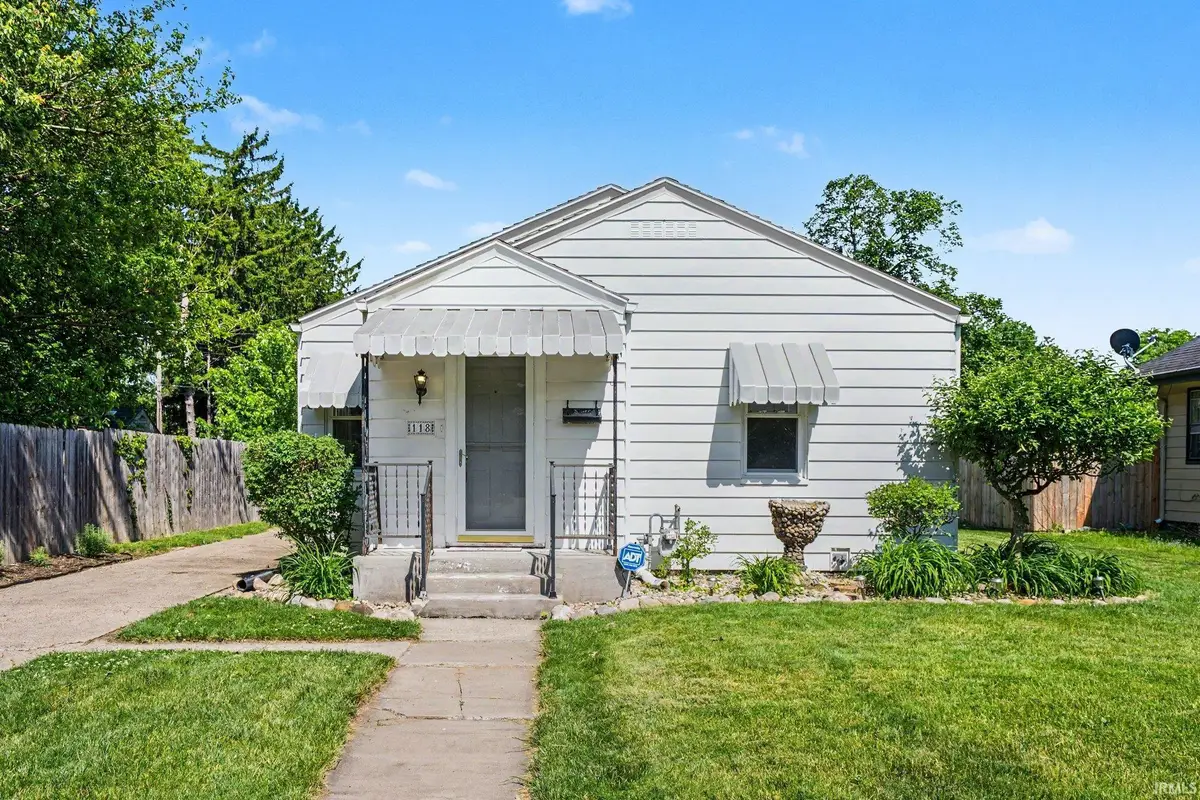118 S Highland Avenue, Elkhart, IN 46514 - #1