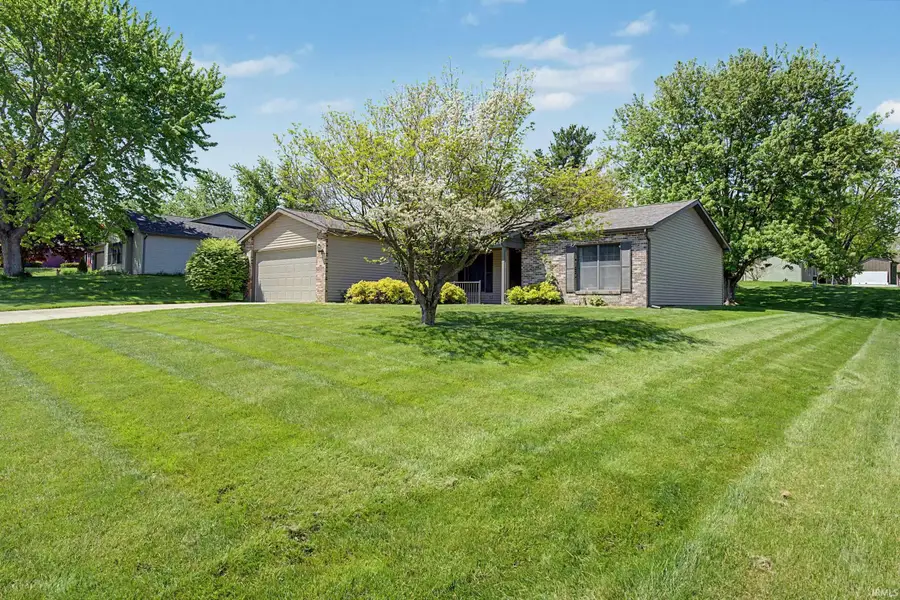 605 Timberlane Drive, Kendallville, IN 46755 - #2