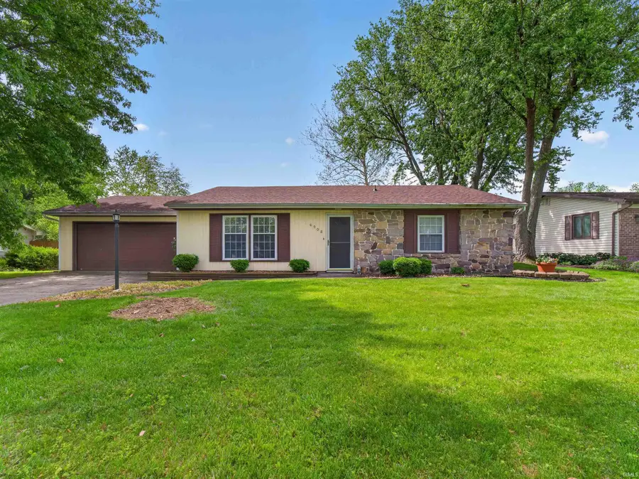 6908 Curwood Drive, Fort Wayne, IN 46835 - #3