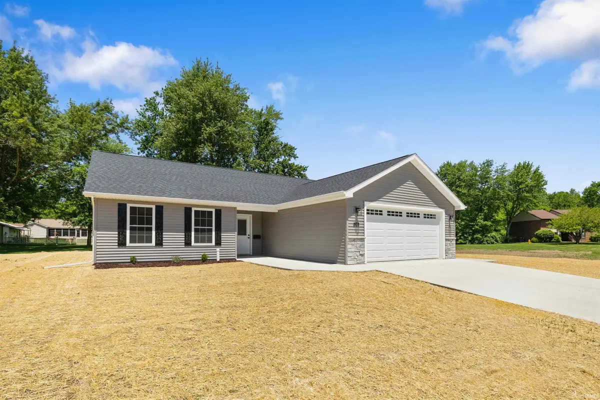 203 S Ivy Lane, Butler, IN 46721 - #1