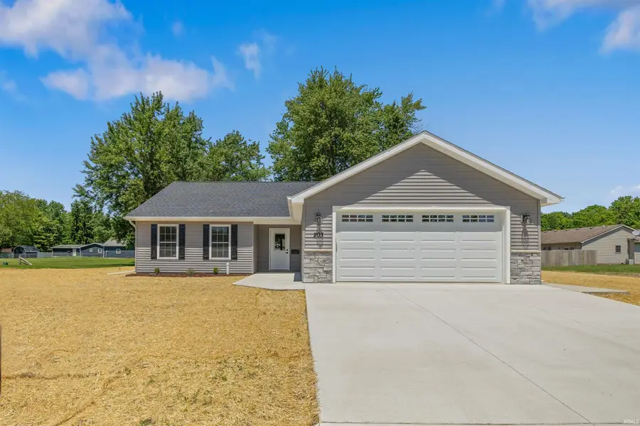 203 S Ivy Lane, Butler, IN 46721 - #2