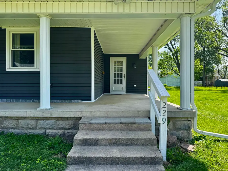 229 N Manor Avenue, Albany, IN 47320 - #3