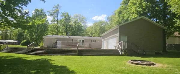 2668 S Southwood Drive, Warsaw, IN 46580