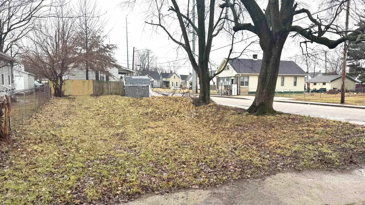 1524 W Louisiana Street, Evansville, IN 47710 - #1