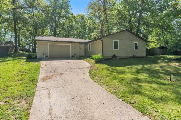 9344 N Oak Shore Drive, Rome City, IN 46784
