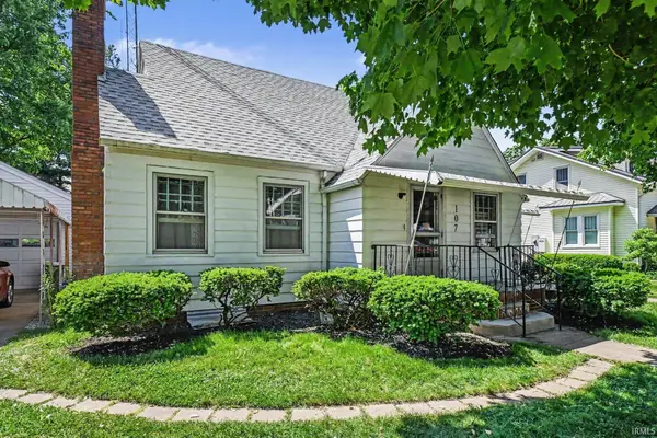 107 S Henry Street, Milford, IN 46542