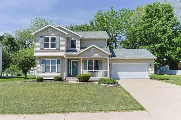 10035 Ashwood Forest Drive, Osceola, IN 46561