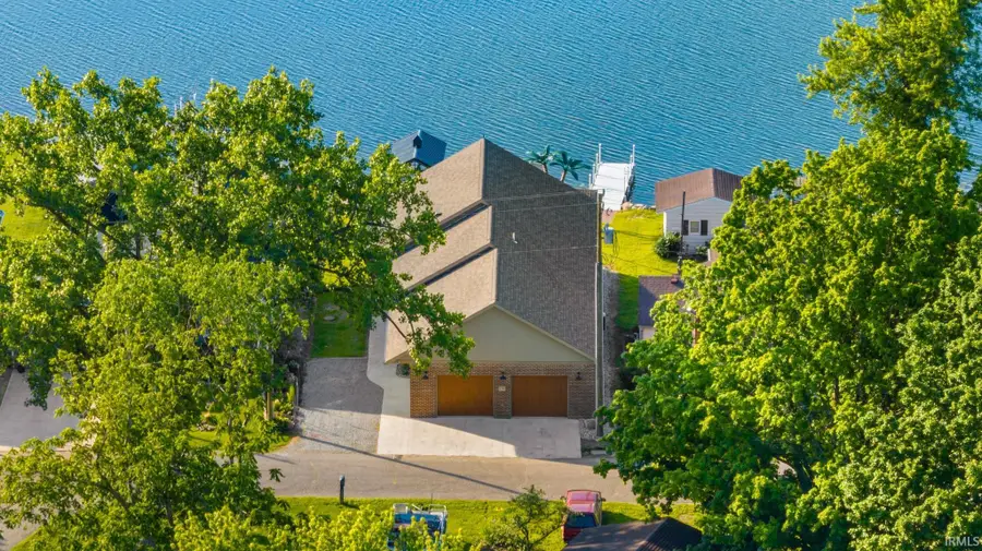 64 W Lakeside Drive, North Manchester, IN 46962 - #2