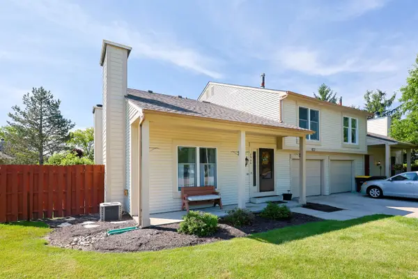 5906 Sawmill Woods Court, Fort Wayne, IN 46835