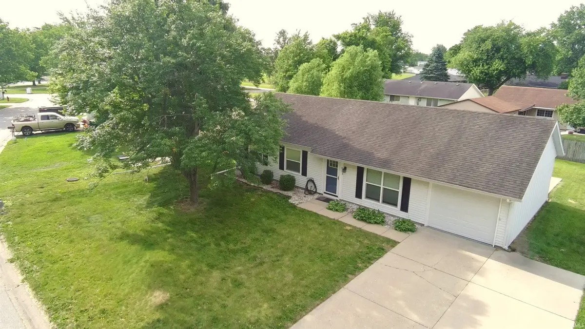 312 W Darby Drive, Otterbein, IN 47944 - #1