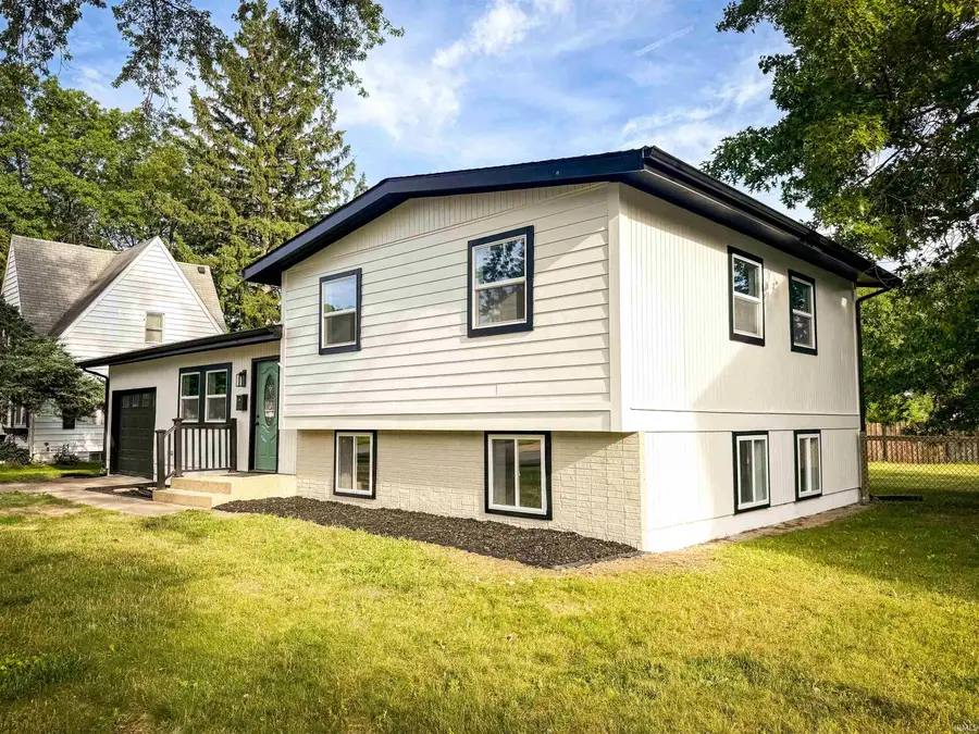 3118 Sunnymede Avenue, South Bend, IN 46615 - #3