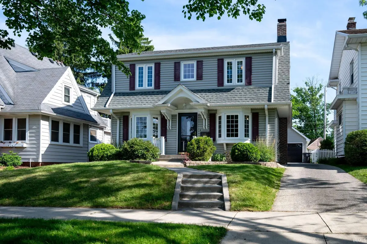 910 Pasadena Drive, Fort Wayne, IN 46807 - #1
