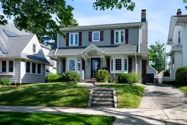 910 Pasadena Drive, Fort Wayne, IN 46807