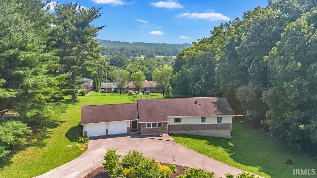 1744 Parkview Drive, Bedford, IN 47421 - #1