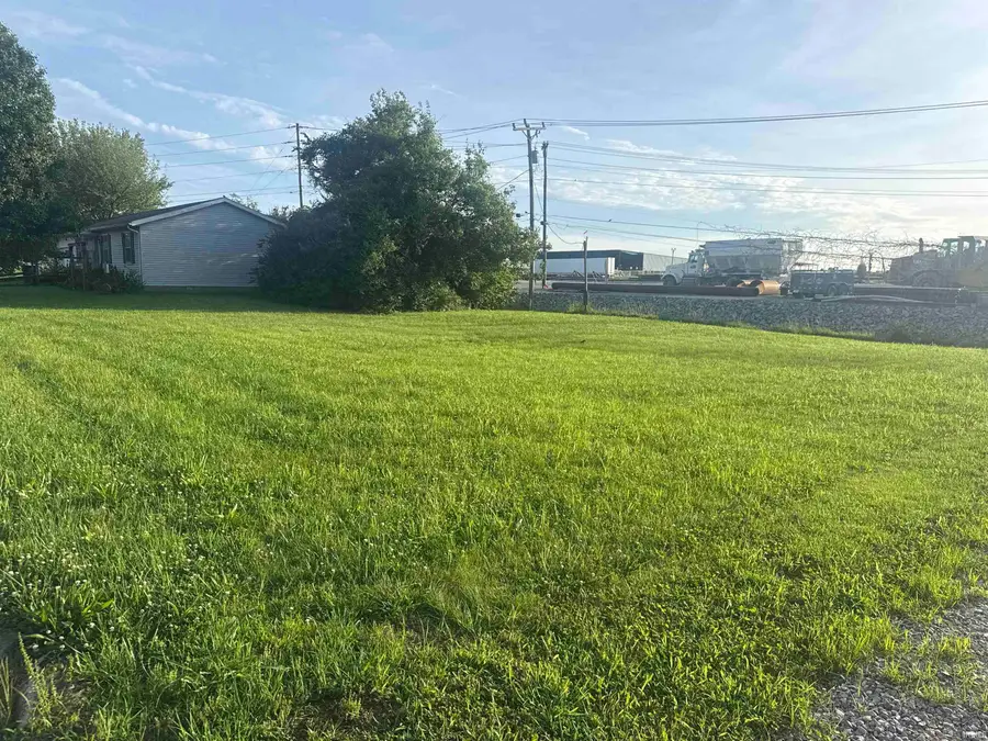 1815 Westwood Drive, Mount Vernon, IN 47620 - #2
