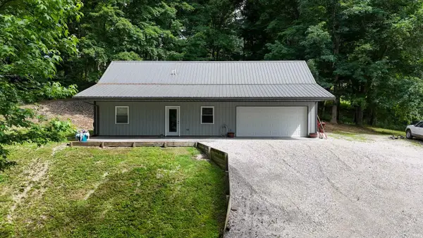 10422 E State Road 70, Evanston, IN 47531