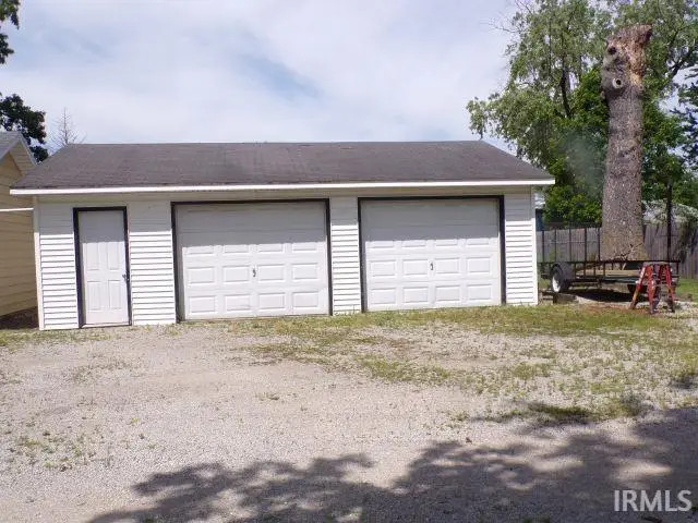 504 S Walnut Street, Hartford City, IN 47348 - #3