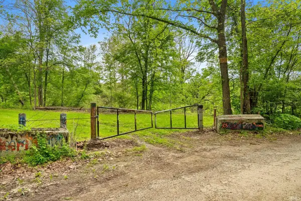 13960 N Rock Run Church Road, Rosedale, IN 47834