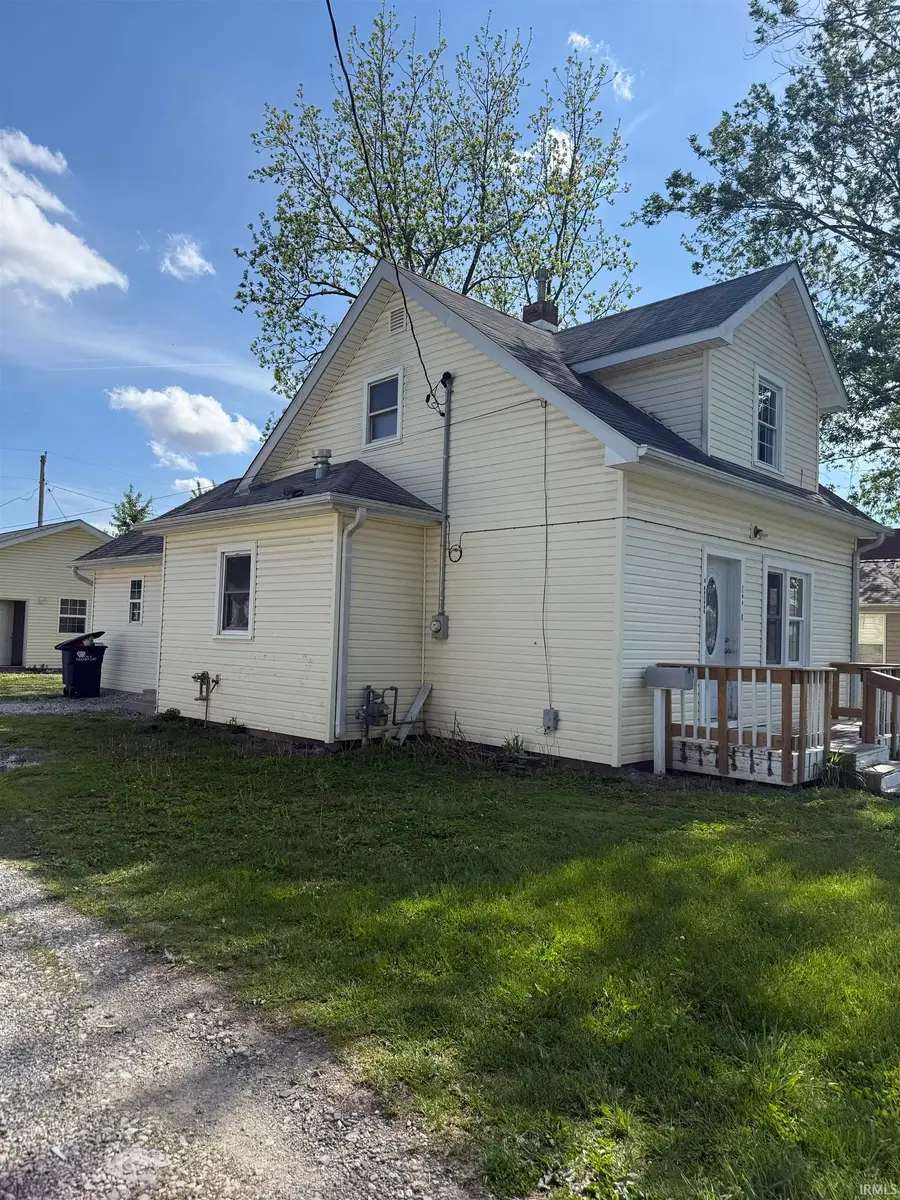 1101 W Mcclurg Street, Frankfort, IN 46041 - #3