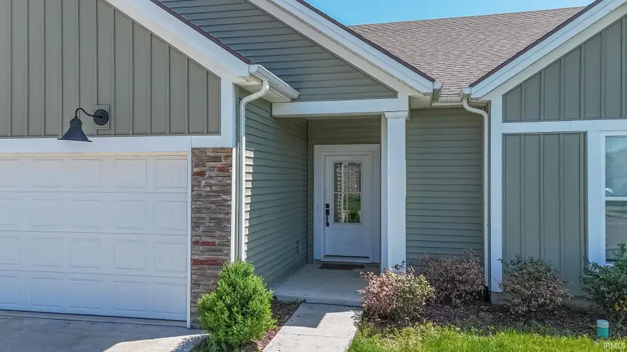 5579 Baywater Drive, Newburgh, IN 47630 - #2