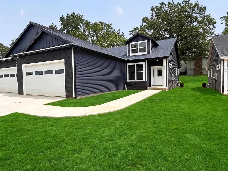 238 Haines Drive, Elkhart, IN 46514 - #2
