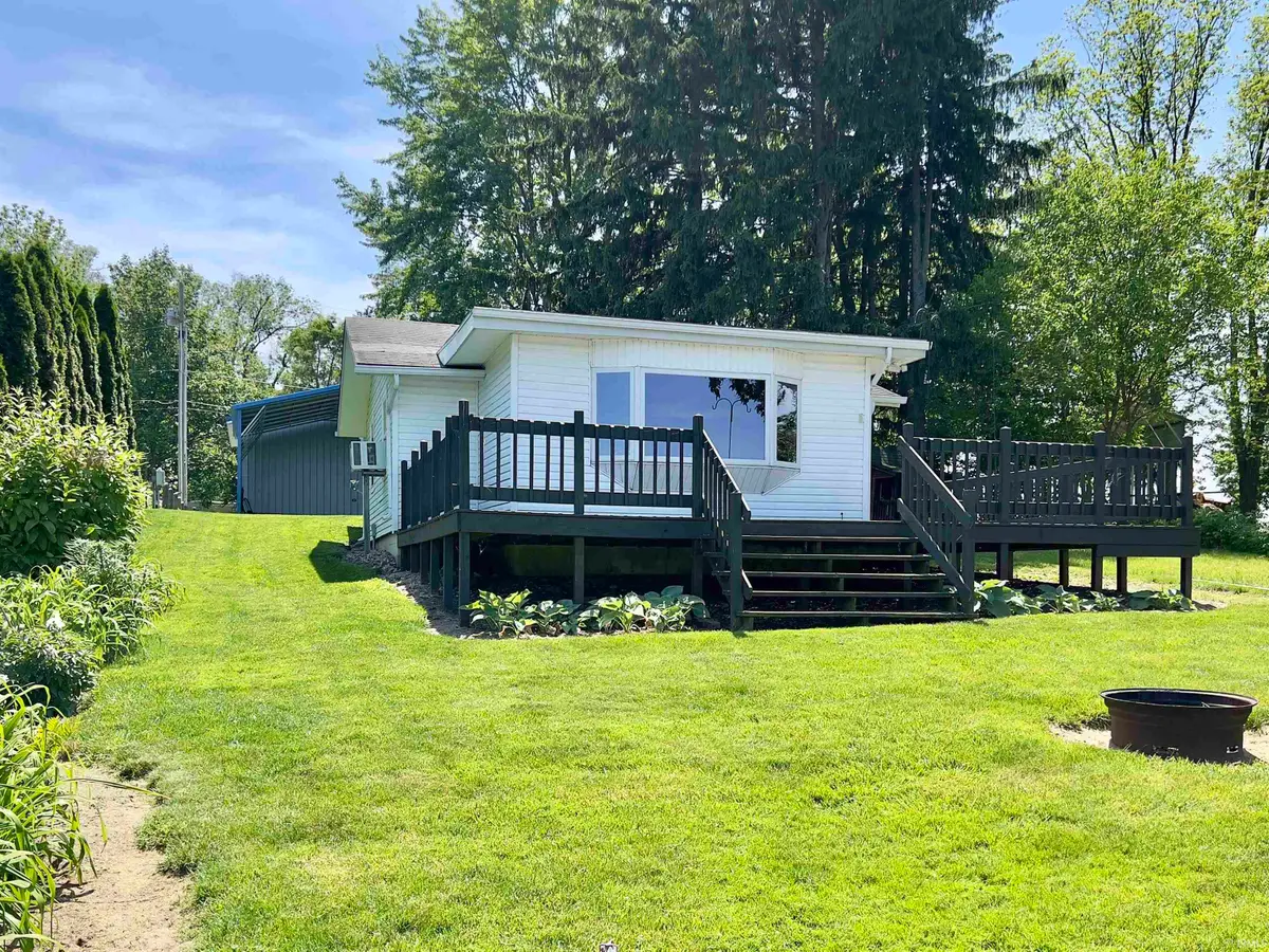 4784 E Shore Park Road, Leesburg, IN 46538 - #1