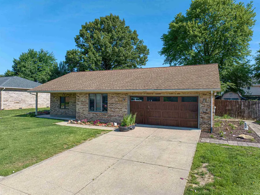 8800 Idaho Drive, Newburgh, IN 47630 - #3