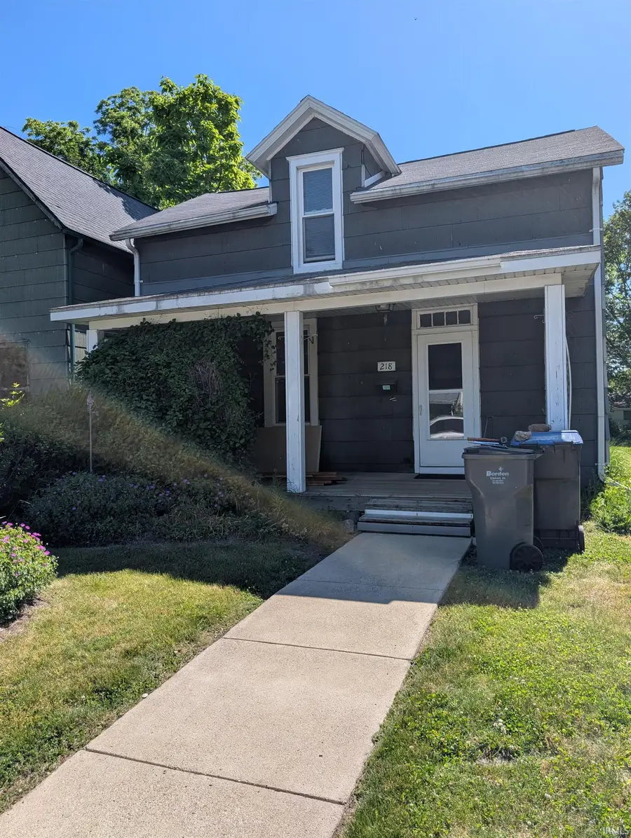 218 S 10th Street, Goshen, IN 46528 - #2