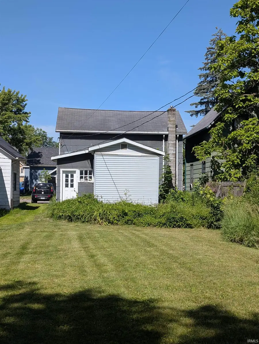 218 S 10th Street, Goshen, IN 46528 - #3