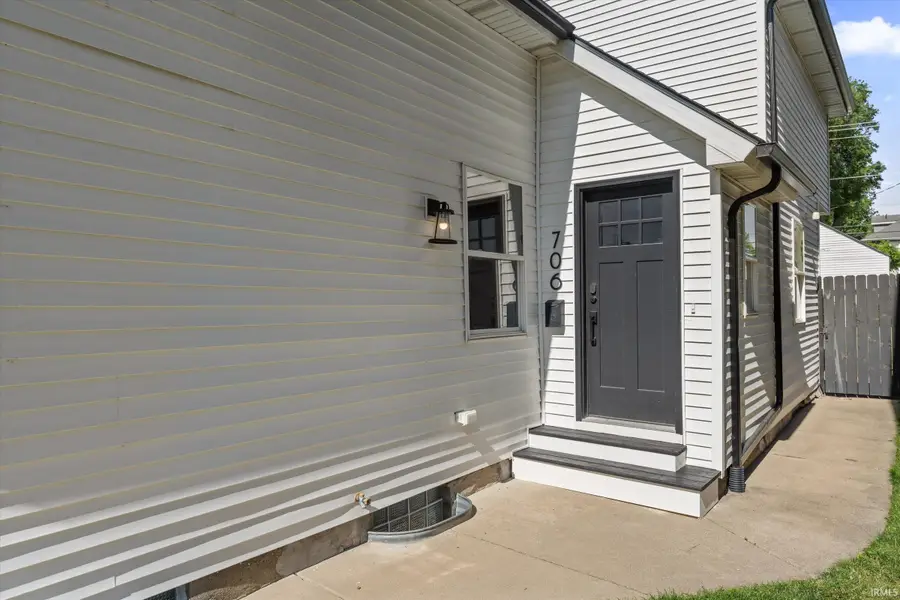706 N Hill Street, South Bend, IN 46617 - #2